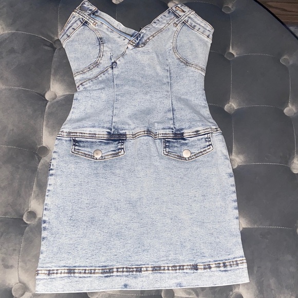 Denim dress - Picture 3 of 4